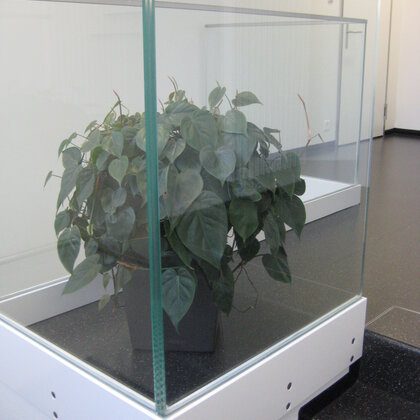 Ganzglasgeländer Eckdetail, Spital Sarnen